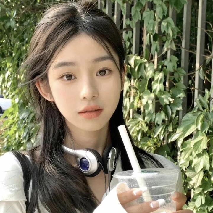 重生后我的白月光她不香了